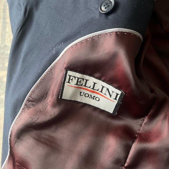 Fellini Uomo Men’s Suit Jacket and Pants - Picture 4 of 5